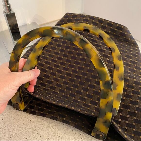 Unique Lucite top handles purse fabric zipper top cruise resort tote bag - Picture 3 of 6